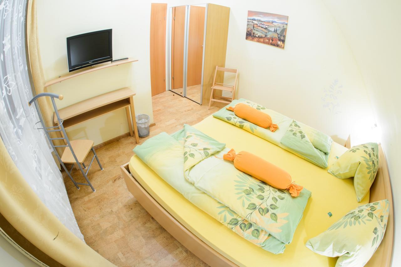 Gaestehaus Haiminger Ehemalig Schmelz Weißenkirchen in der Wachau Buitenkant foto