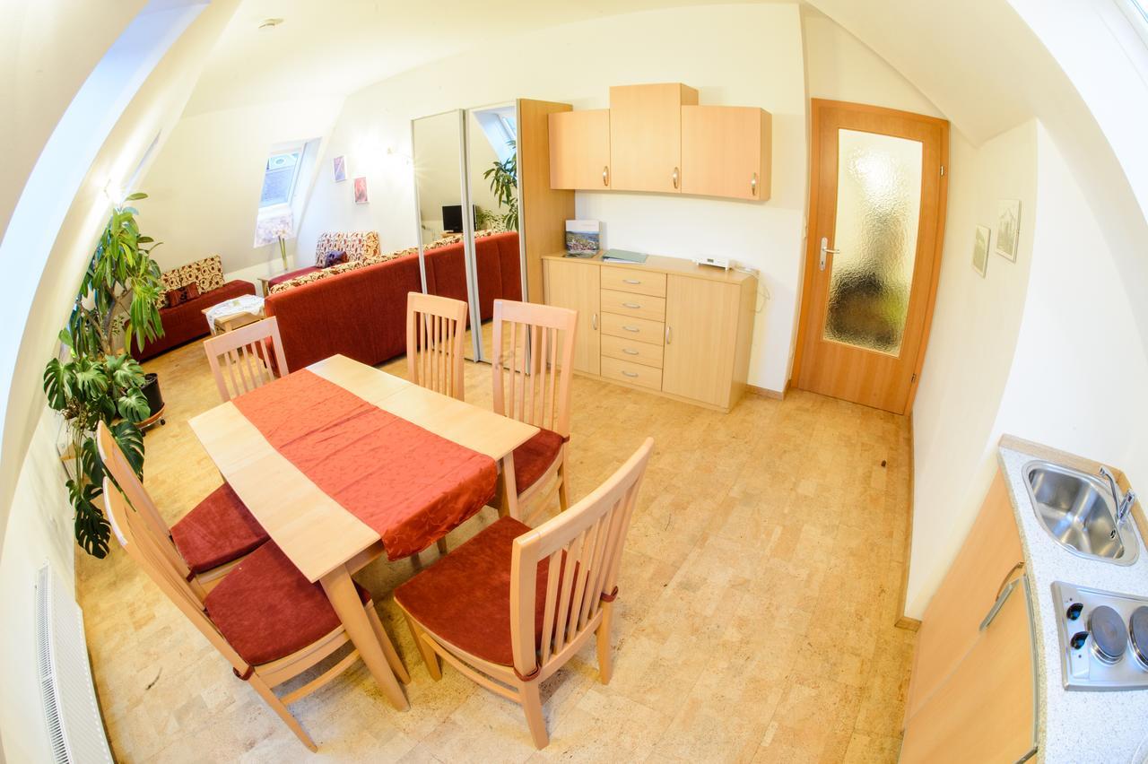 Gaestehaus Haiminger Ehemalig Schmelz Weißenkirchen in der Wachau Buitenkant foto